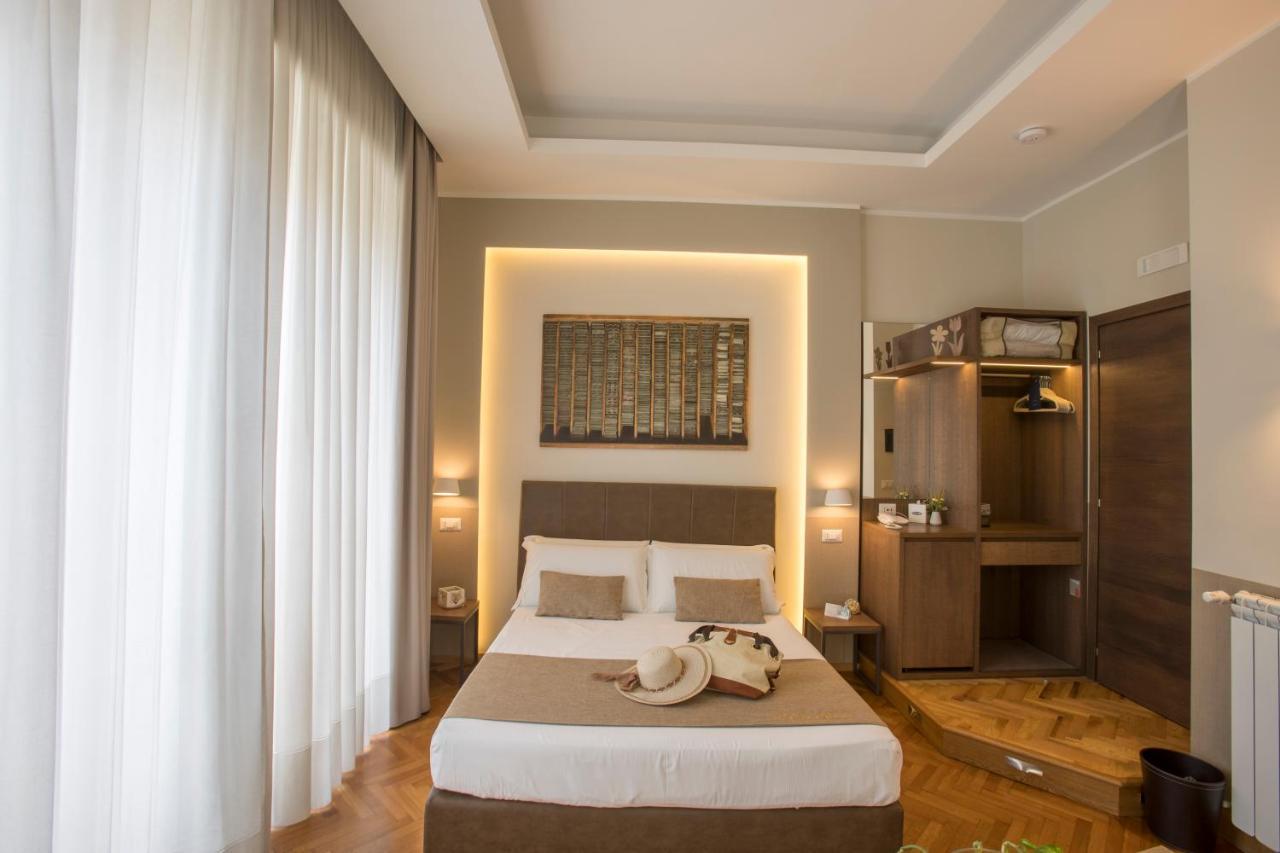 B&B Palazzo Depretis Naples Luaran gambar