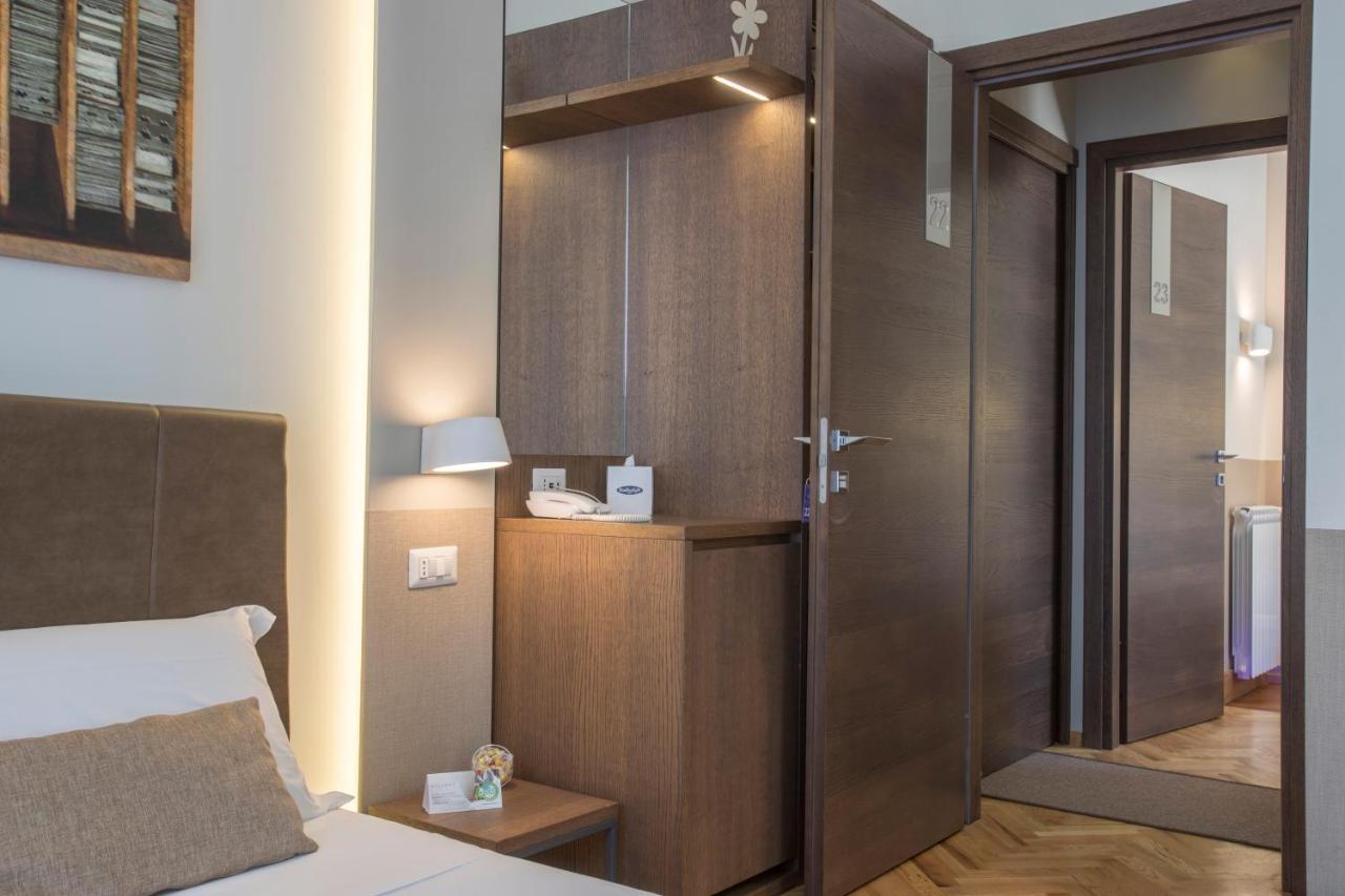 B&B Palazzo Depretis Naples Luaran gambar
